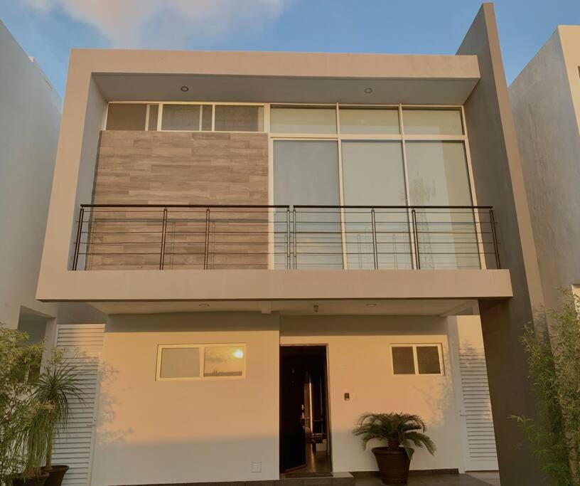 Altus Homes By Andiani Travel Cancún Buitenkant foto