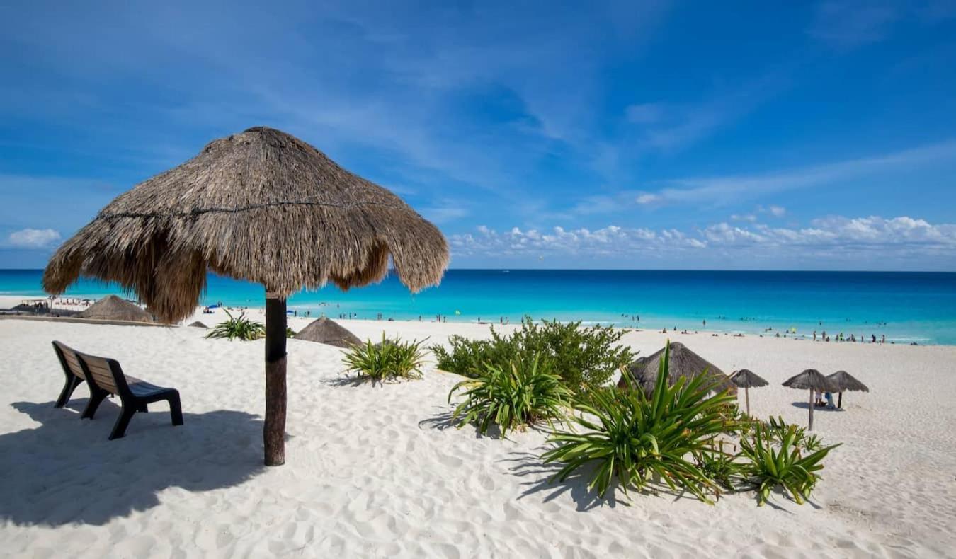 Altus Homes By Andiani Travel Cancún Buitenkant foto